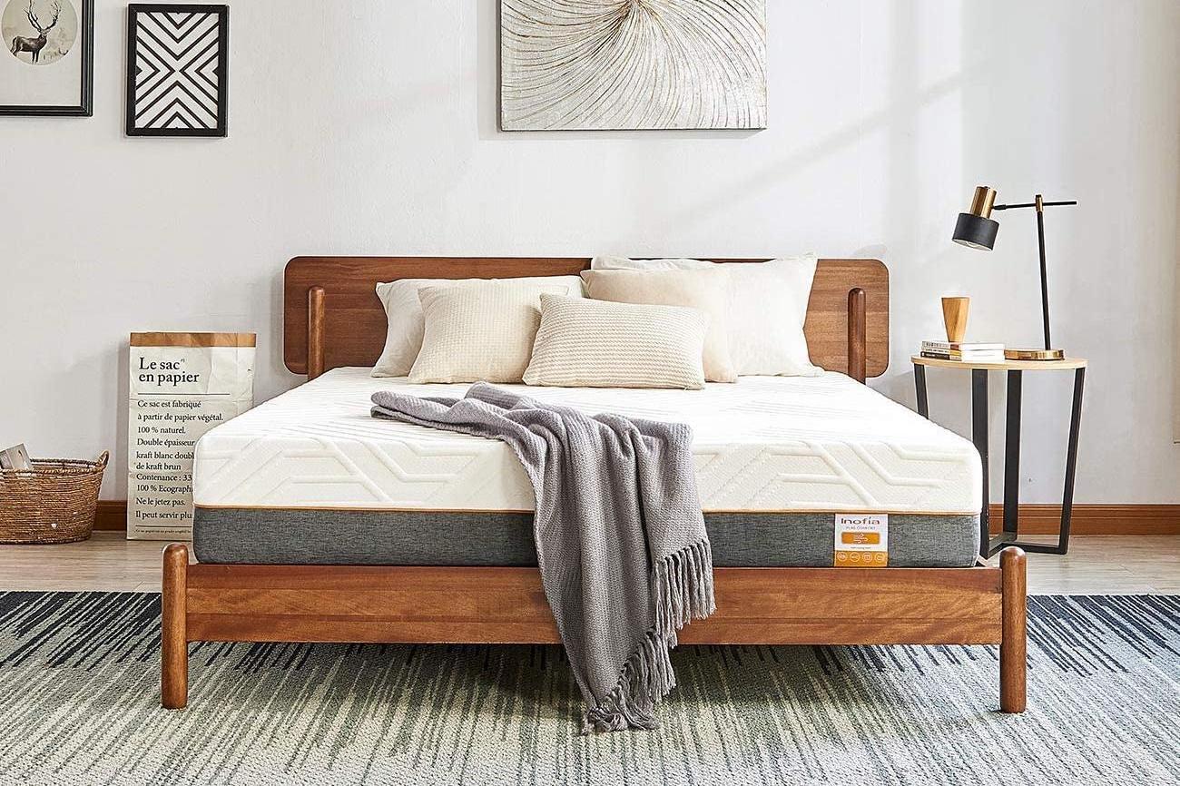 Best Double Memory Foam Mattress for Back Pain